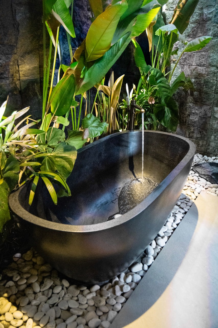 2-bedroom villa with jacuzzi terrace in Canggu