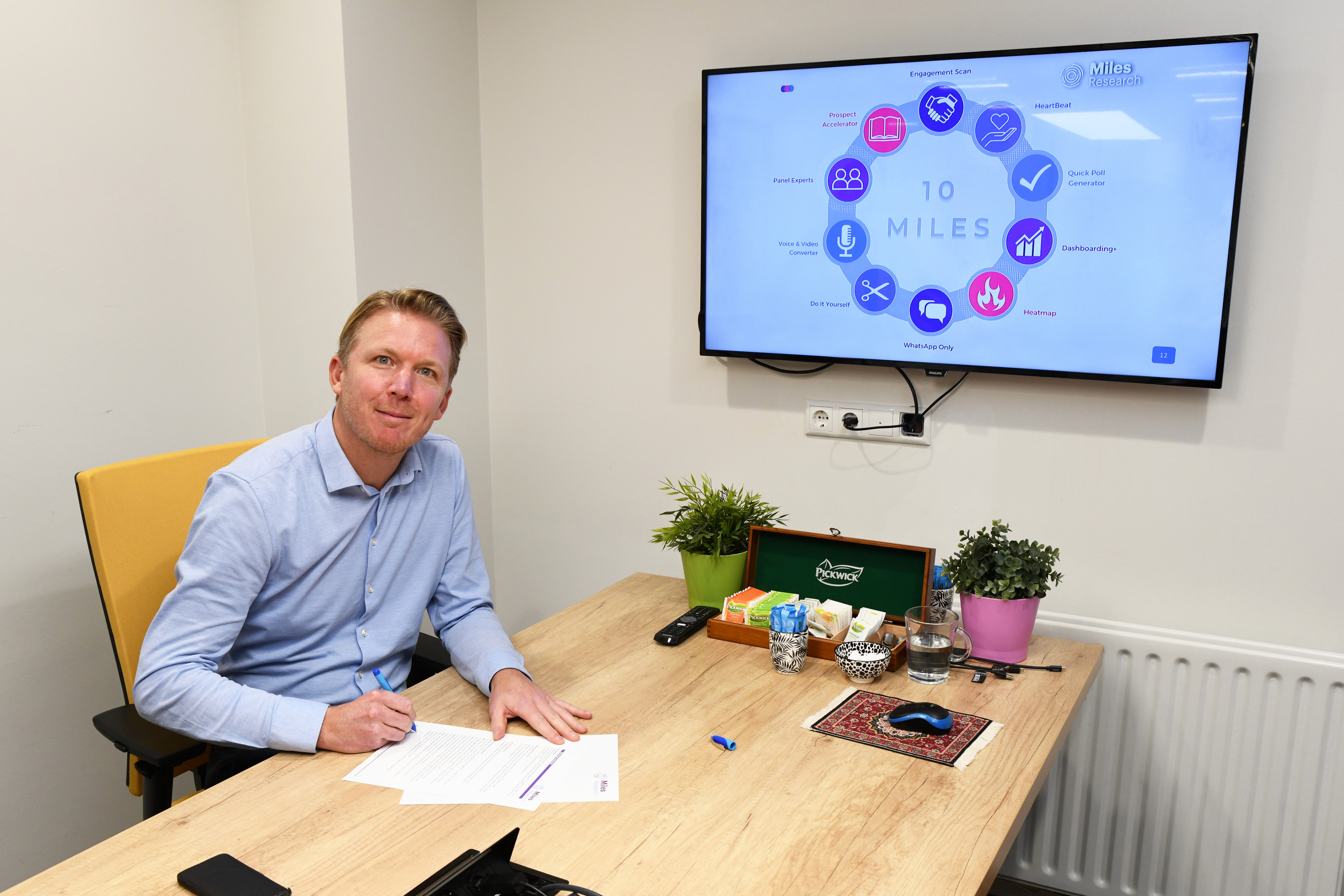 photography of people inside room during daytime