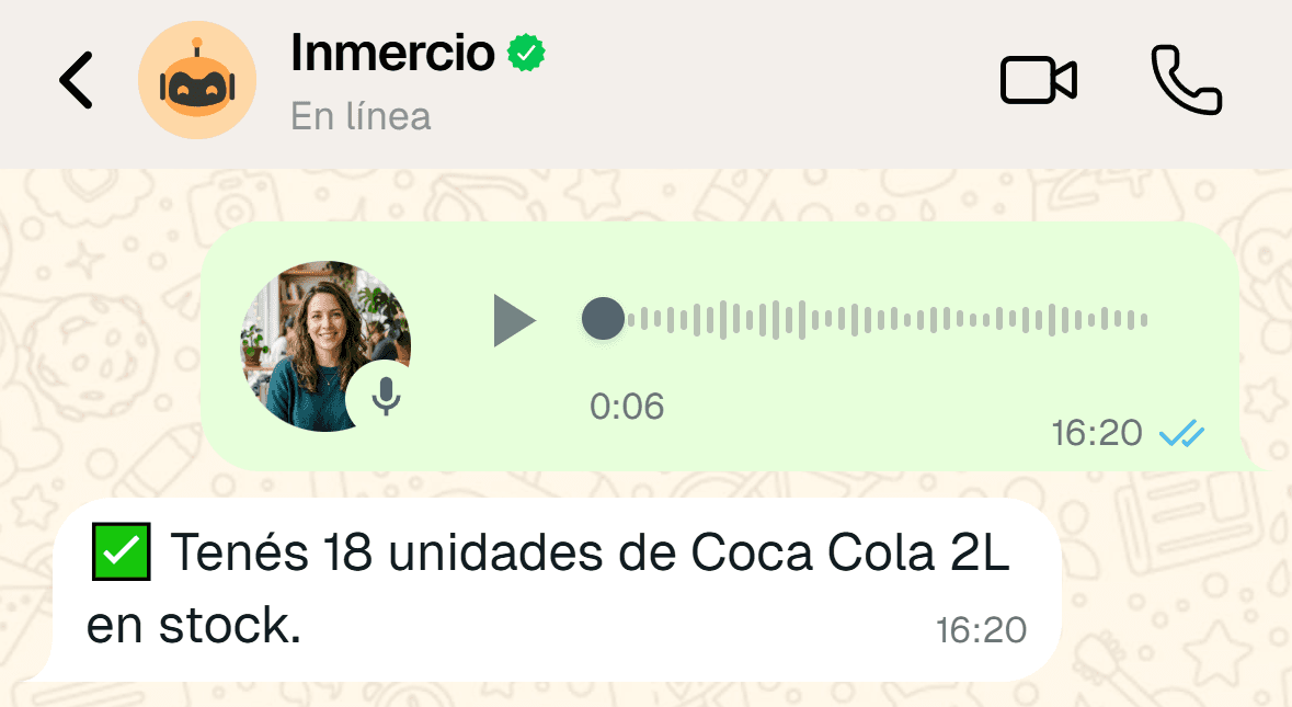 Chat de WhatsApp con Inmercio detectando automáticamente los productos de una factura de proveedor