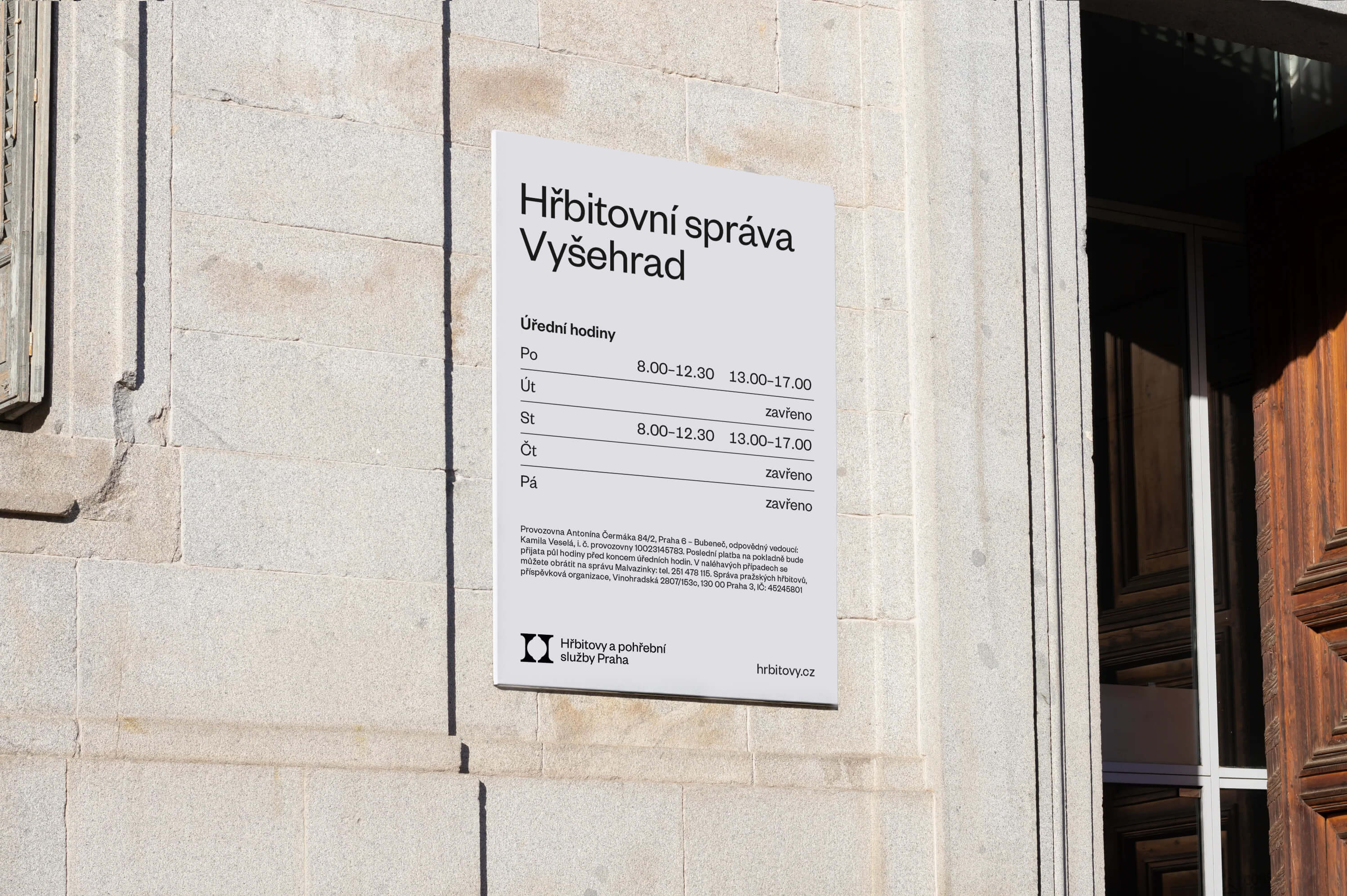 Nová vizuální identita pro Hřbitovy a pohřební služby Praha od studia Matouš Design, oceněná DESIGN BODem za citlivé grafické zpracování. Na fotografiích je vidět nové logo, ilustrace, orientační systém a tiskoviny, které přetvářejí pohled na hřbitovy jako na klidná a důstojná místa setkávání i vzpomínek.