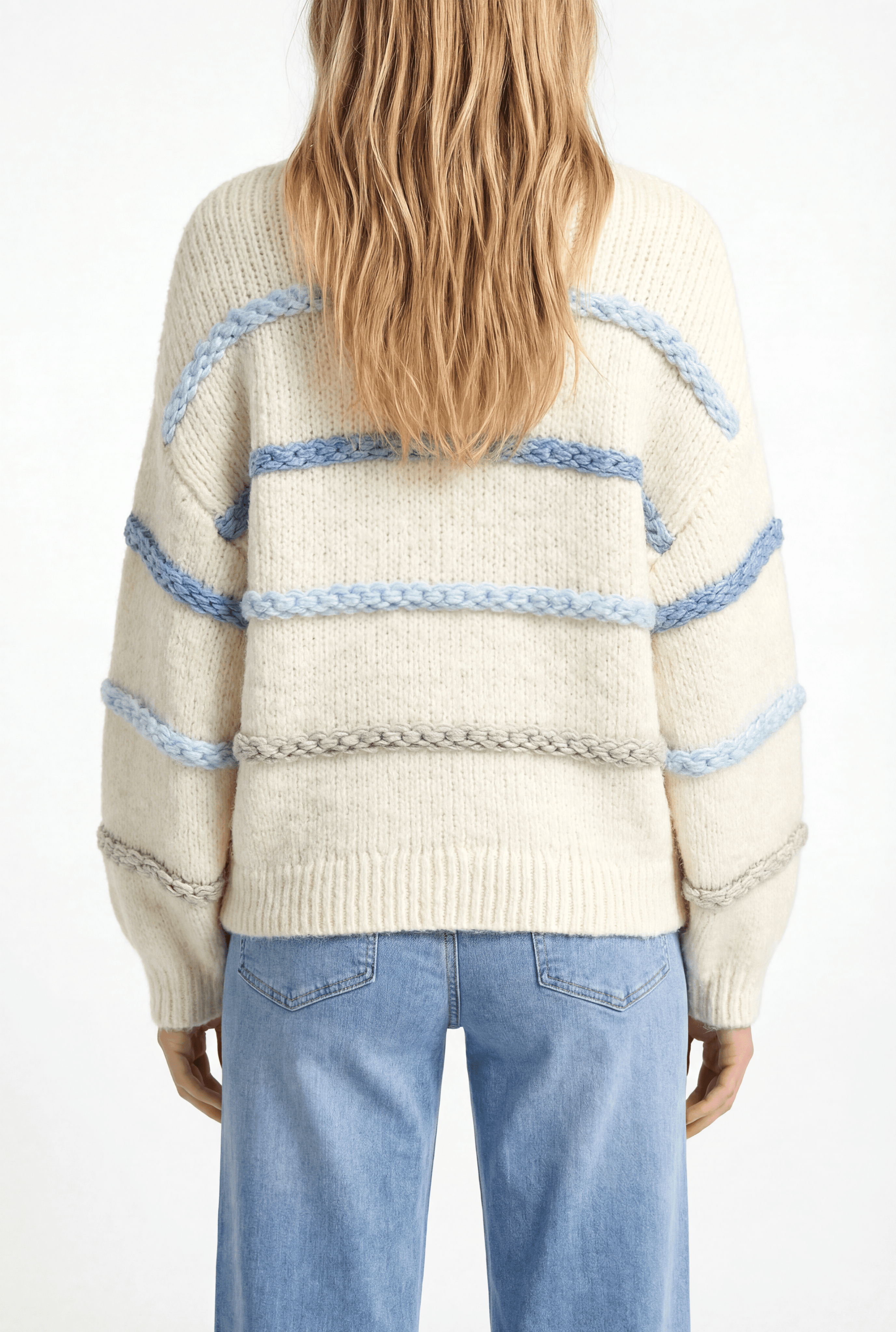 Multiple pose options for AI fashion models: front, back and side views to showcase clothing details. Compliant to marketplace e-commerce photography standards.