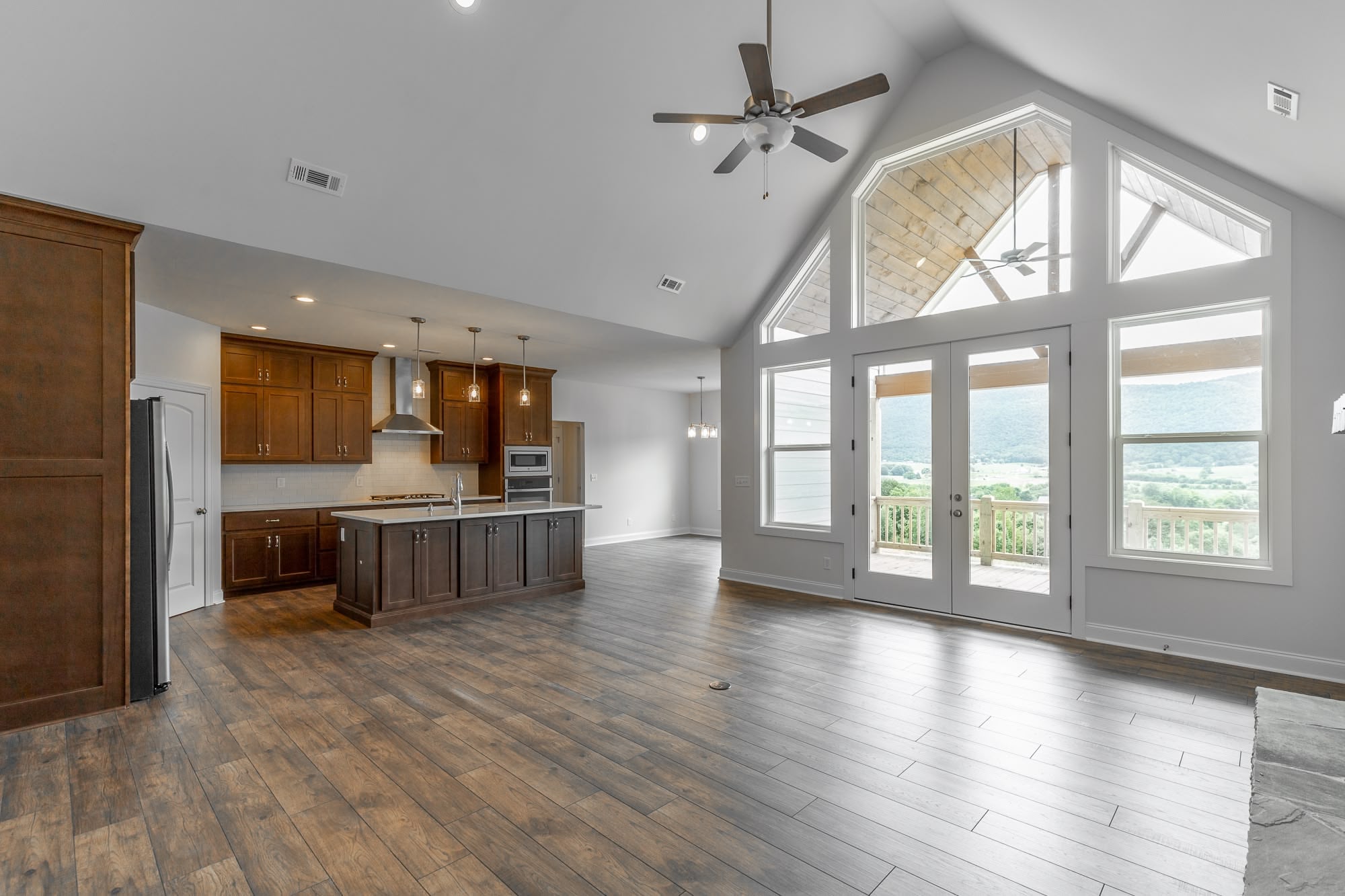 Custom Kitchen with custom cabinets and larg island in GA,TN,NC, and SC