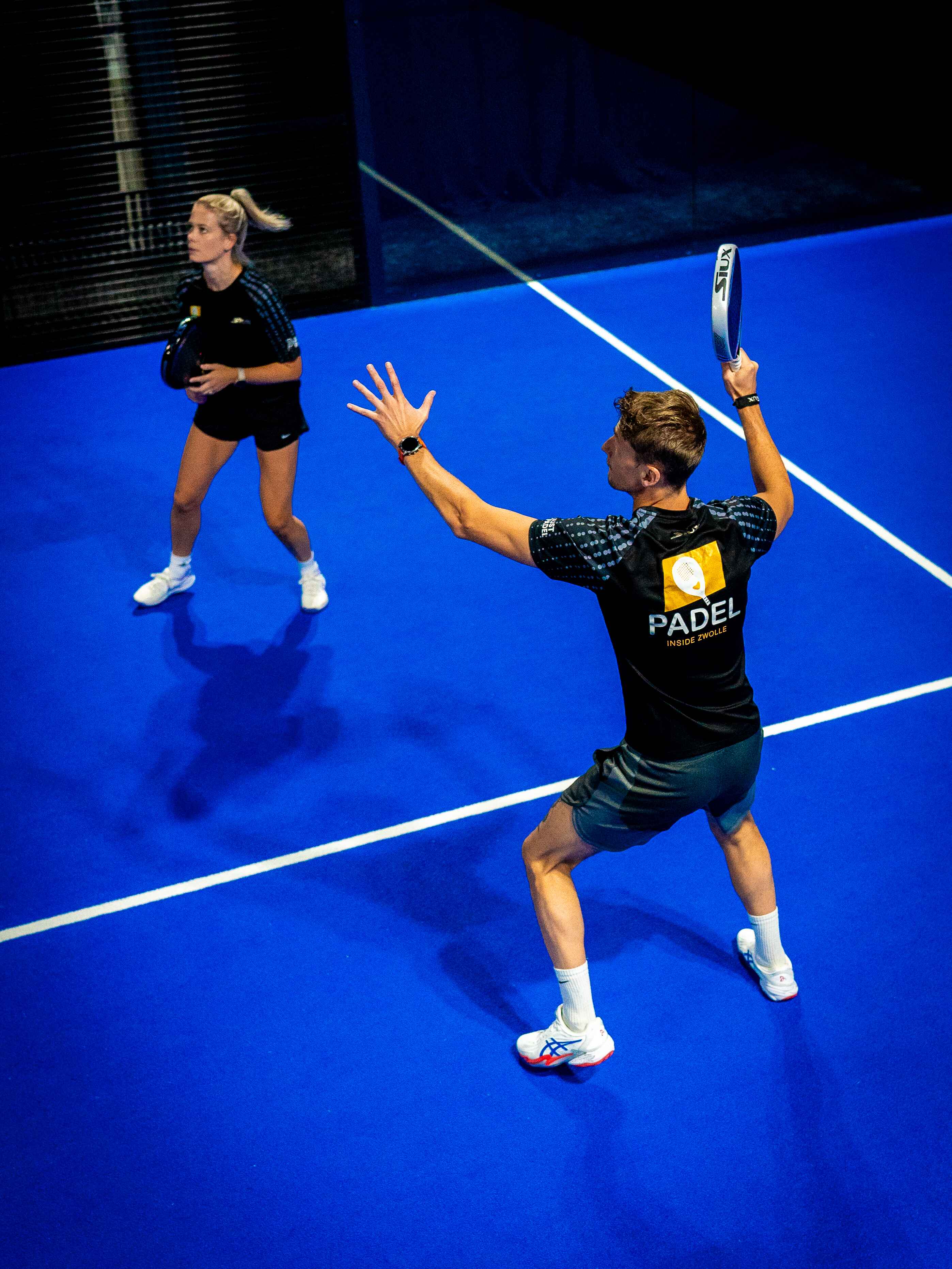 duo dat padel speelt