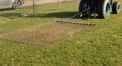 Platz 10: zu frühes Vertikutieren….