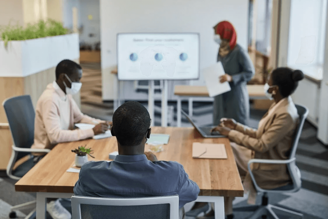 Why finding alternative words for sales leads is important