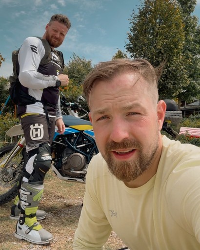 Катайся на эндуро по Испании