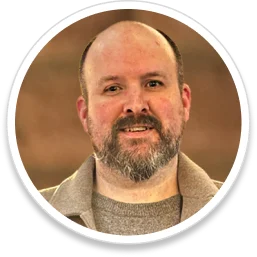 Headshot of Russell Waite