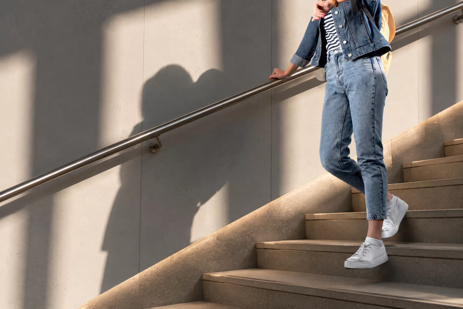 Escaleras y arquitectura de Sendero 200