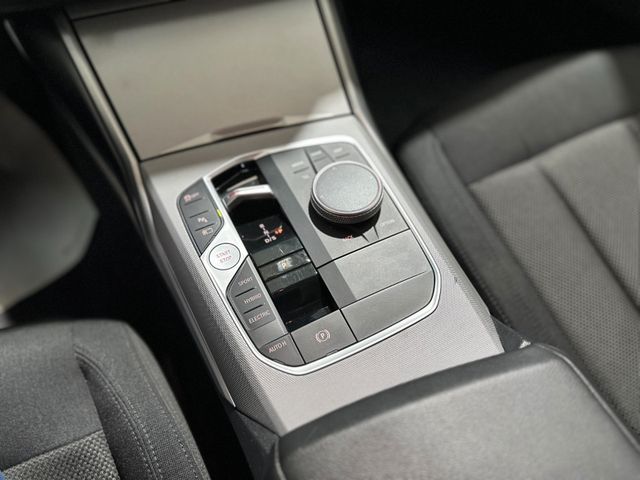 BMW 320 2022 WHITE Gebrauchtwagen - Galeriebild 19