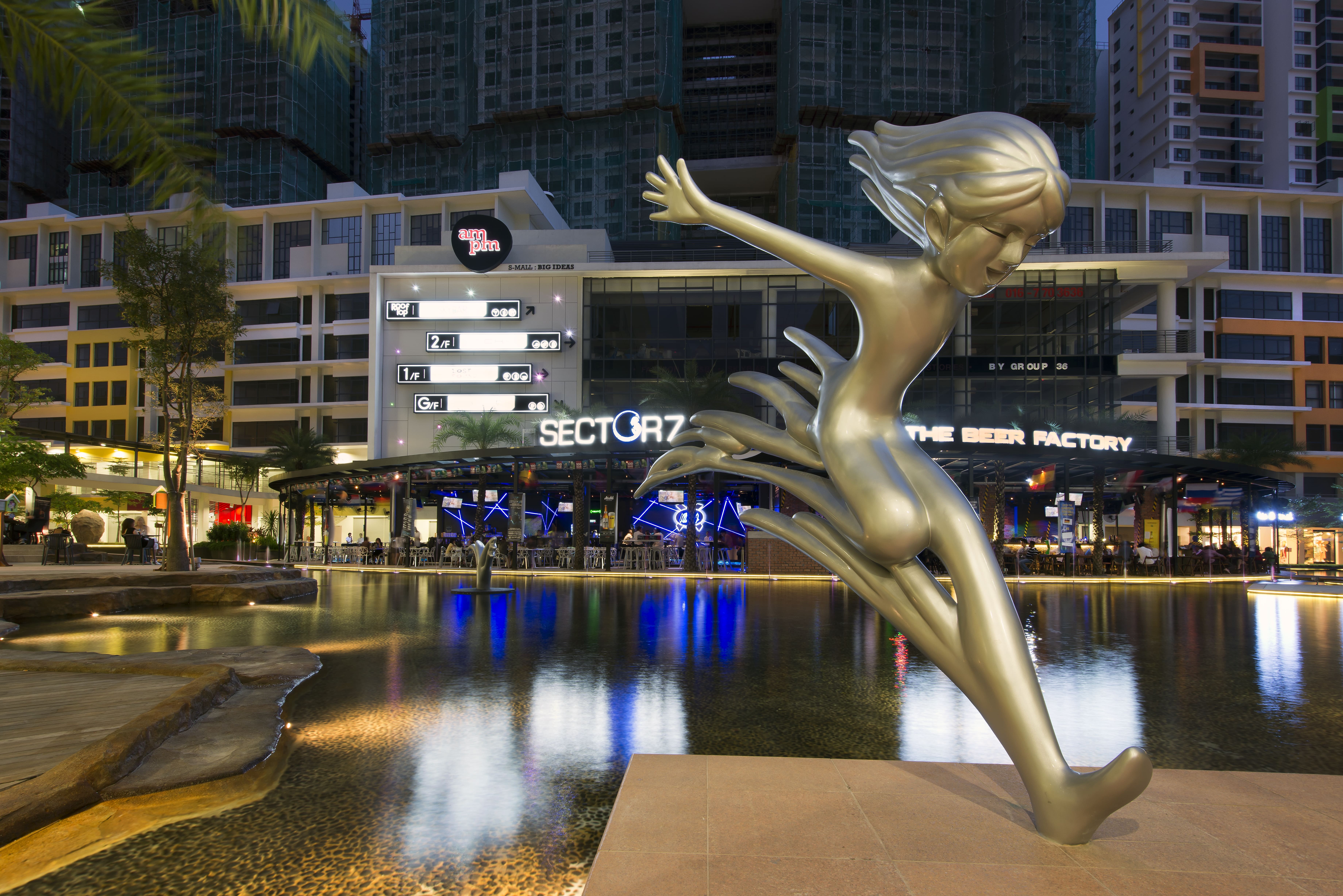 Courtyard view of Setia Walk project by Asima Architects