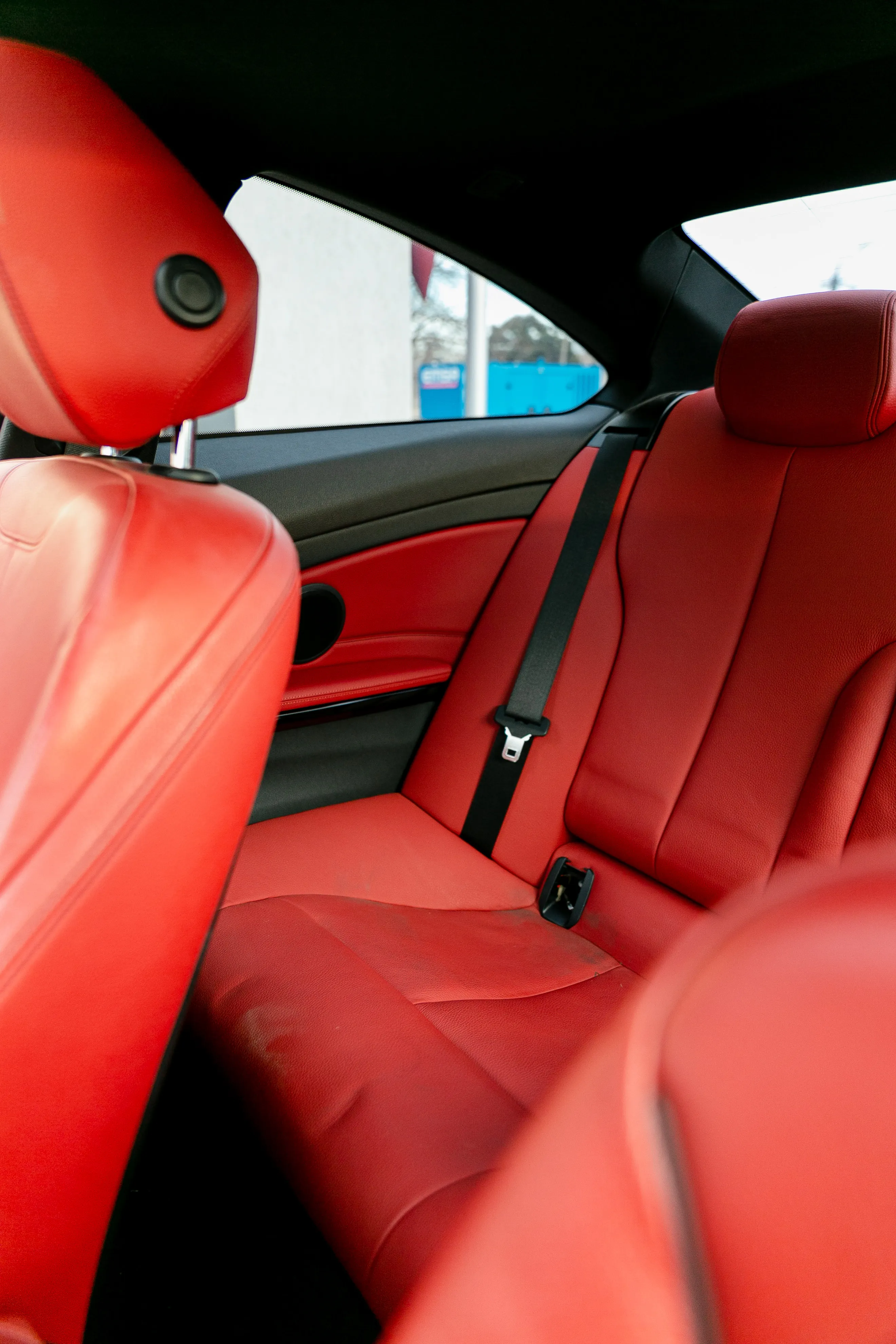 Car Additional Photo 3