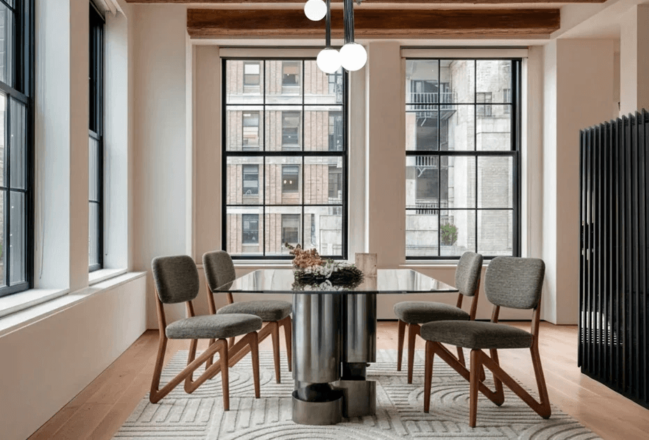 metropolitan (أثاث فاخر) modern atmosphere with eye-catching dining table and comfortable chairs