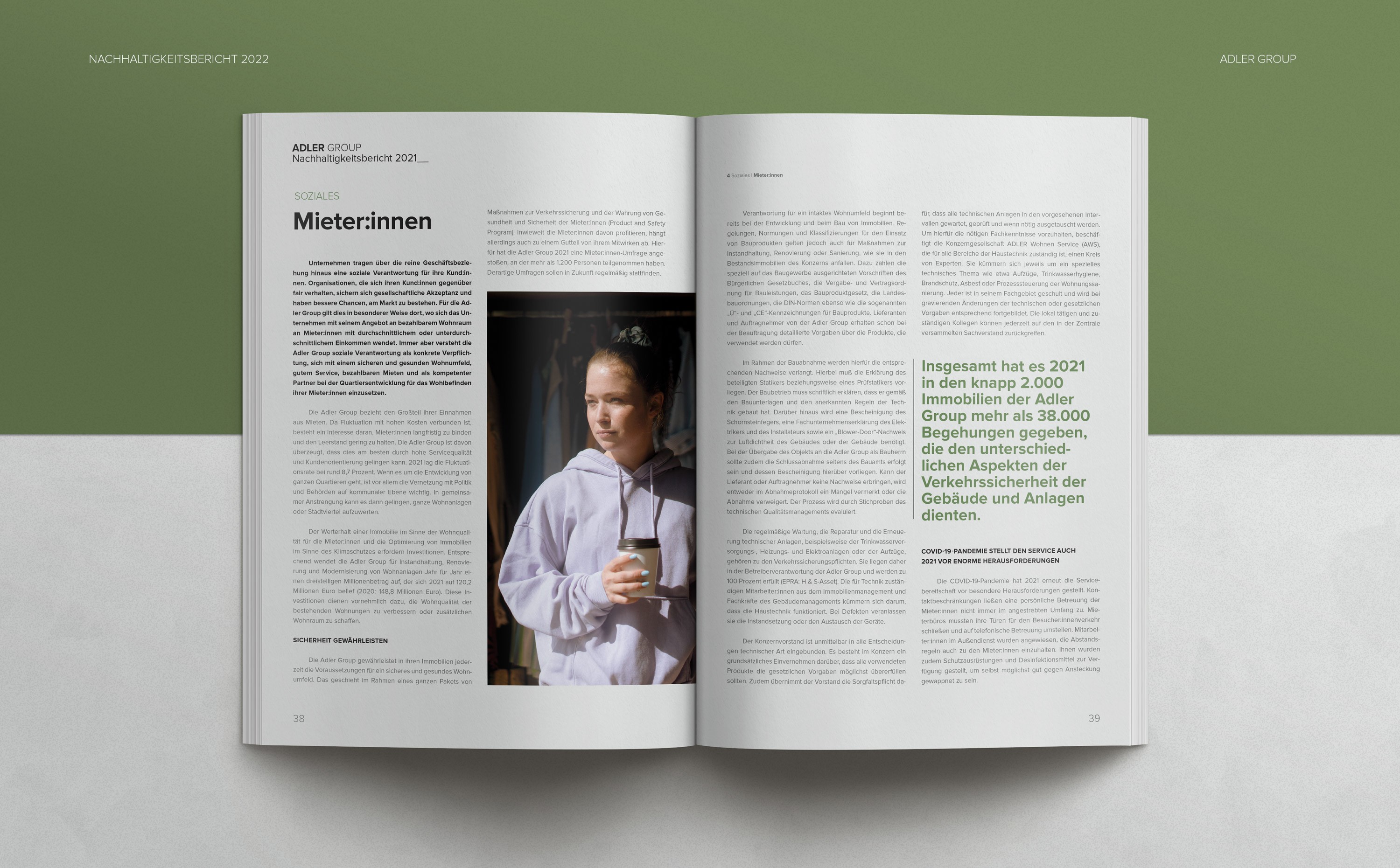 Doppelseite aus dem Nachhaltigkeitsbericht der Adler Group – reduziertes, typografisch fein abgestimmtes Layout