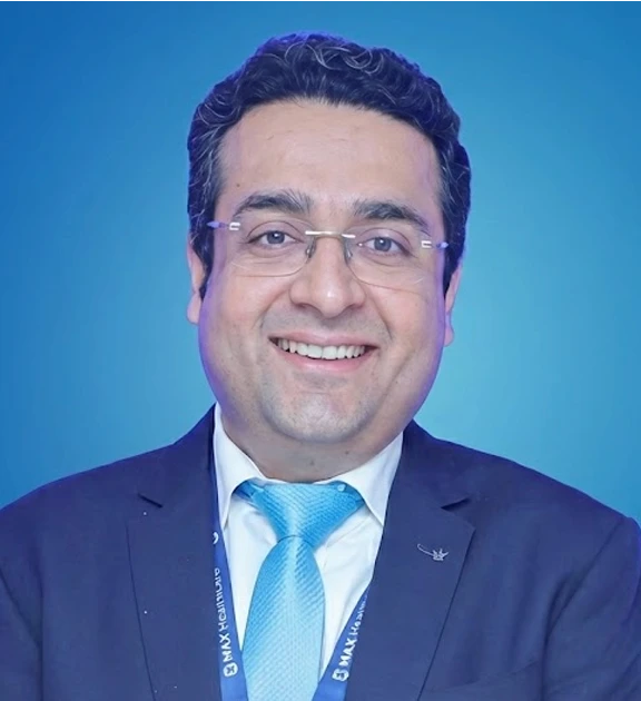 Dr. Tushar Aditya Narain, Associate Director and Lead for Robotic Uro-Oncology at Max Hospital.