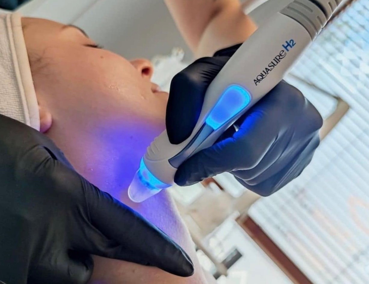 Aquasure Hydro Facial