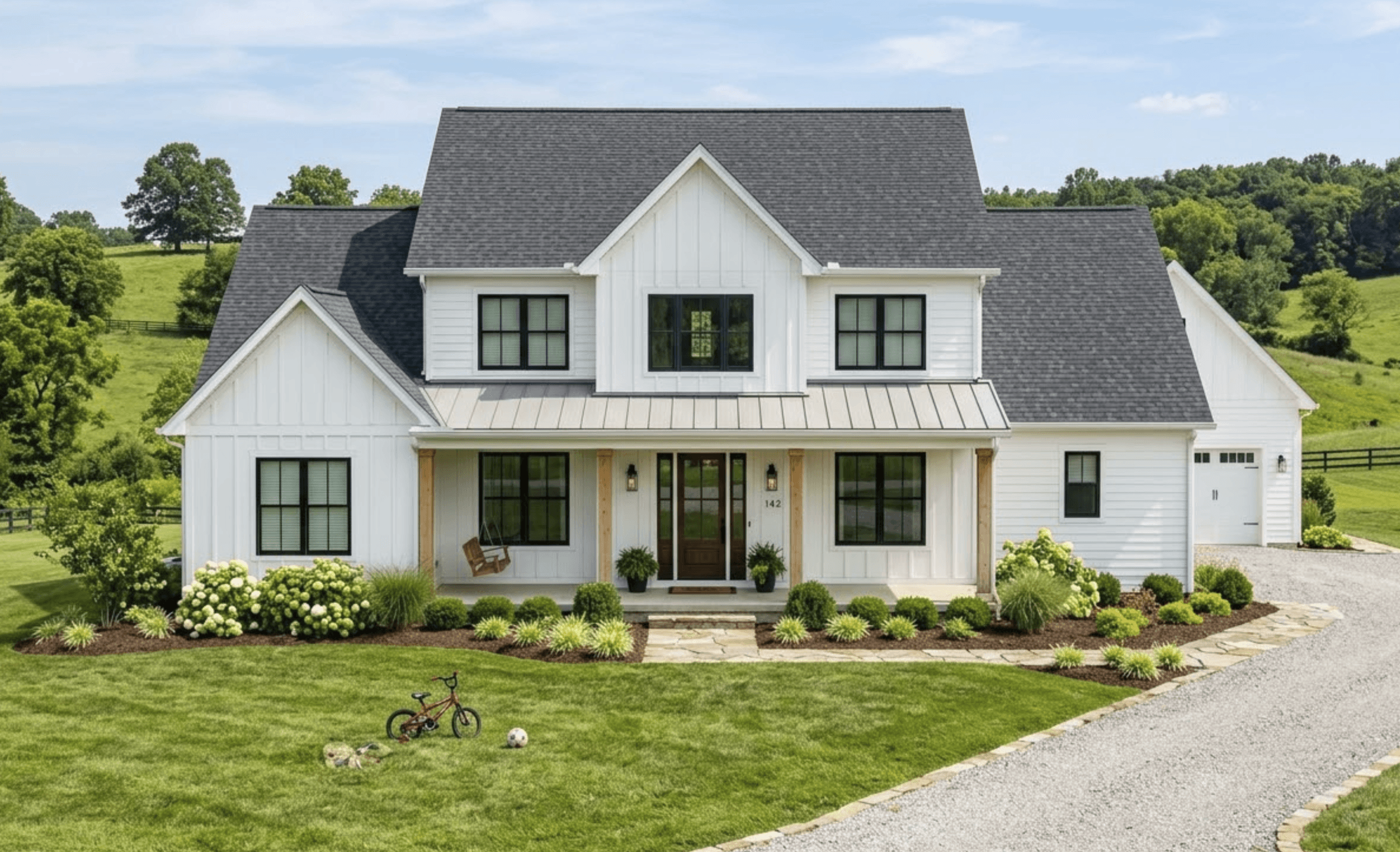 White Farm House in Kentucky with brand new roof 