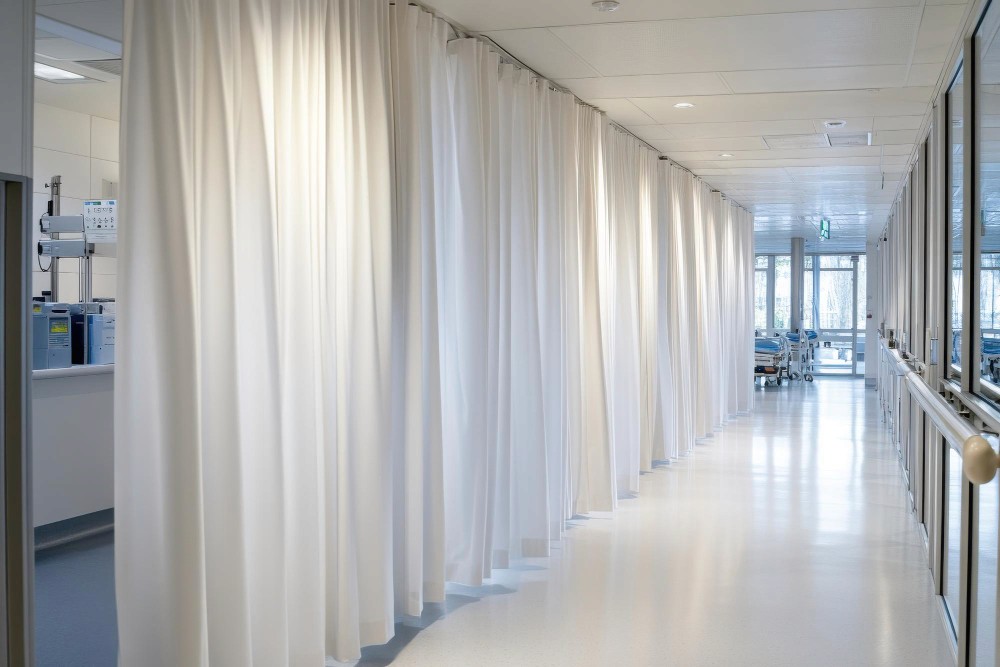 BW Design Centre 是一支擁有16年豐富經驗的專業設計團隊，我們專注於社區設計，致力打造更好社區環境。我們的服務涵蓋多個領域，包括醫療安老、教育空間、NGO非牟利組織、藝術設計、宗教團體、社區美化，以及環保ESG項目。我們透過專業工程和設計方案，從初步概念到完整執行，提供一站式服務，幫助客戶提升品牌形象，實現空間轉型，優化您的社區空間！無論是改善社區設施或推動可持續發展，我們都以創新和實用為本，確保每個項目都帶來實質價值。