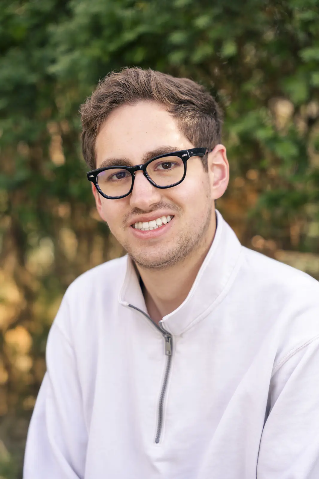 Portrait of photographer Jonah Elkowitz