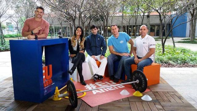 Painel #EuAtleta ao lado de outros nomes do esporte