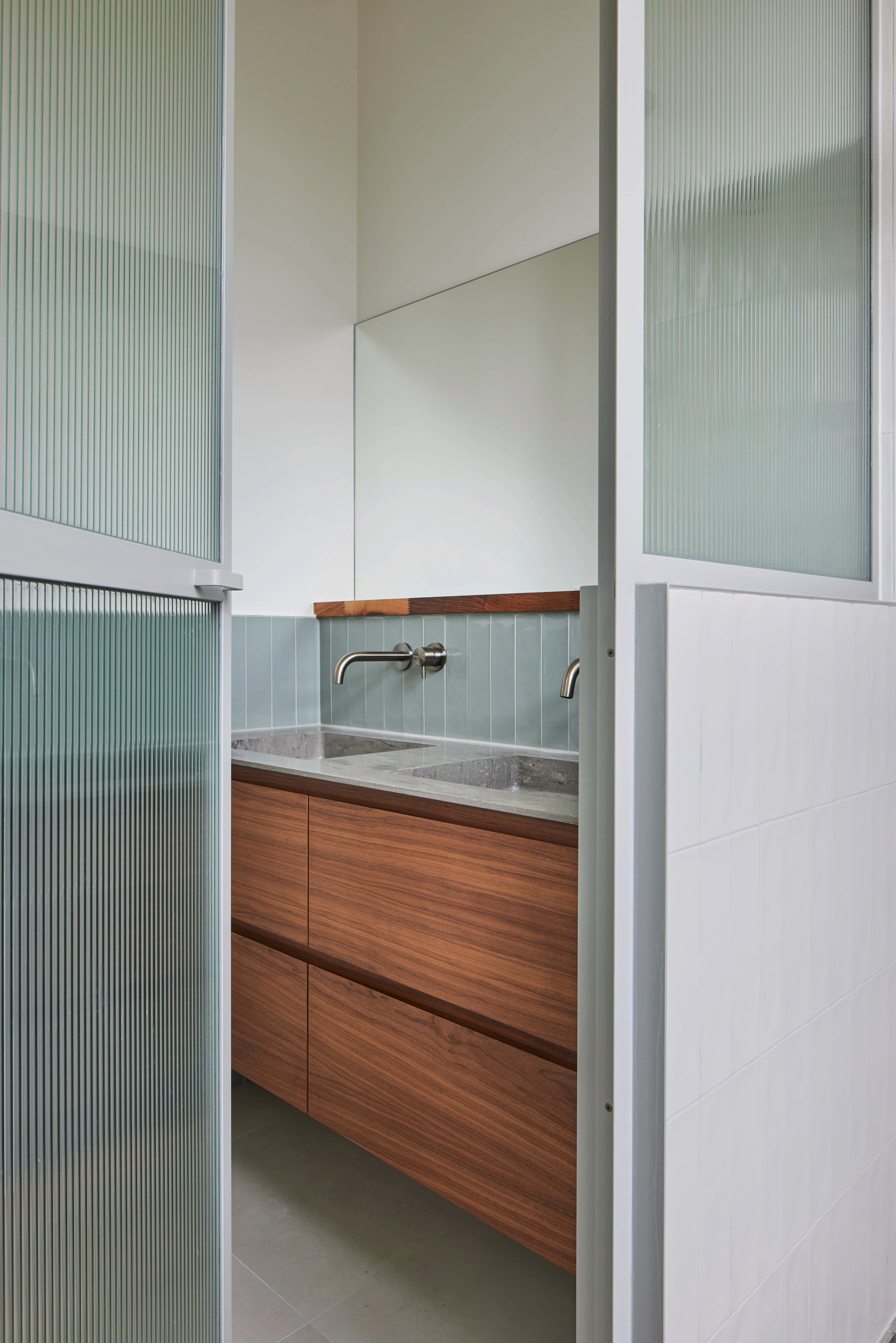 Positive Space, herenhuis - maatwerk badkamer 2