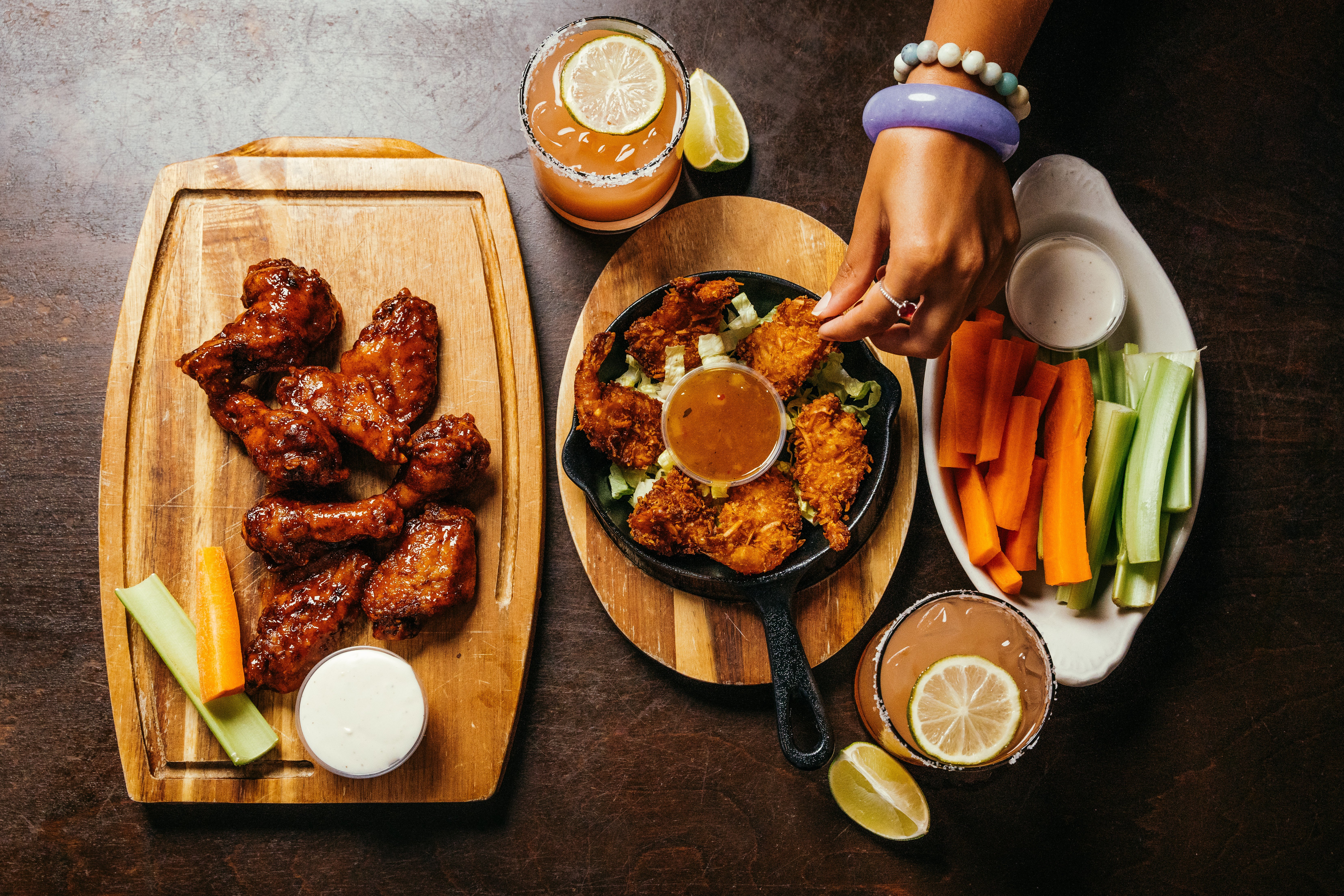 Batch.Works logo over a photo of a box of 3D printed objects