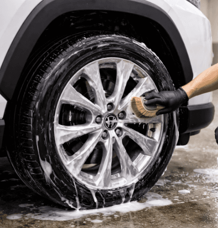 Wheel & Tire Detailing