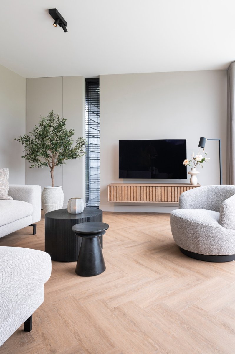 woonkamer japandi stijl licht en warm