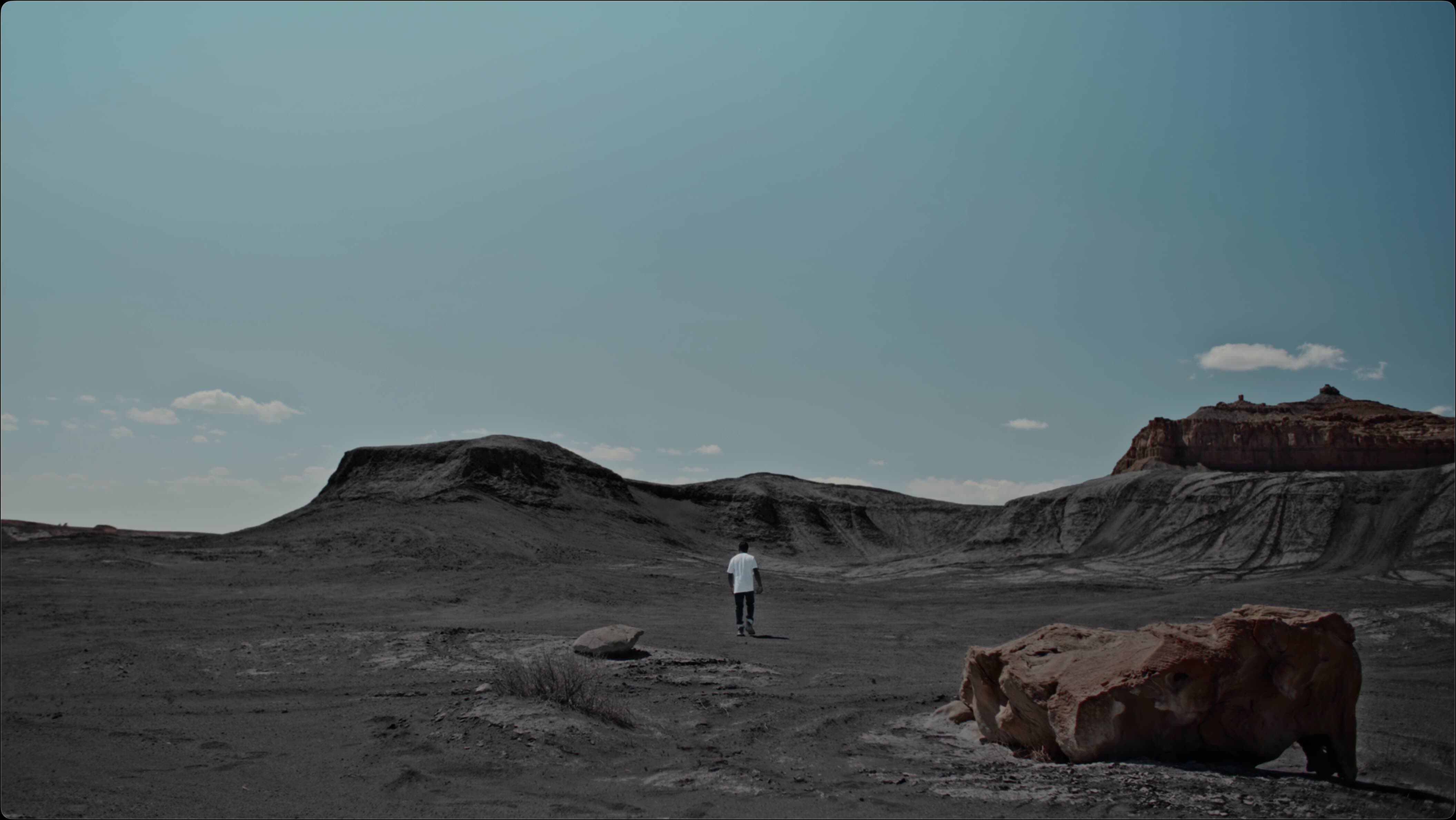 Dior commercial desert shot