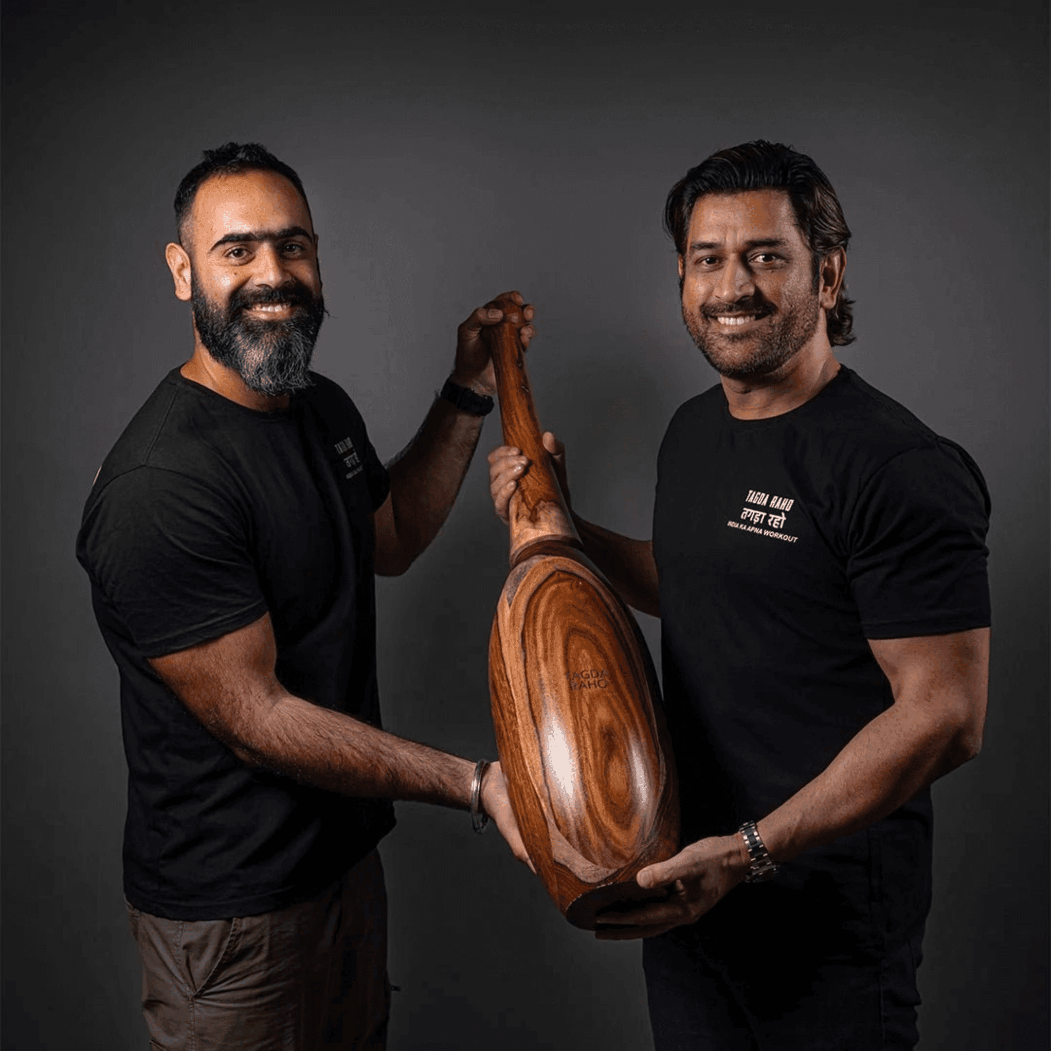 Rishabh Malhotra with MS Dhoni, Tagda Raho