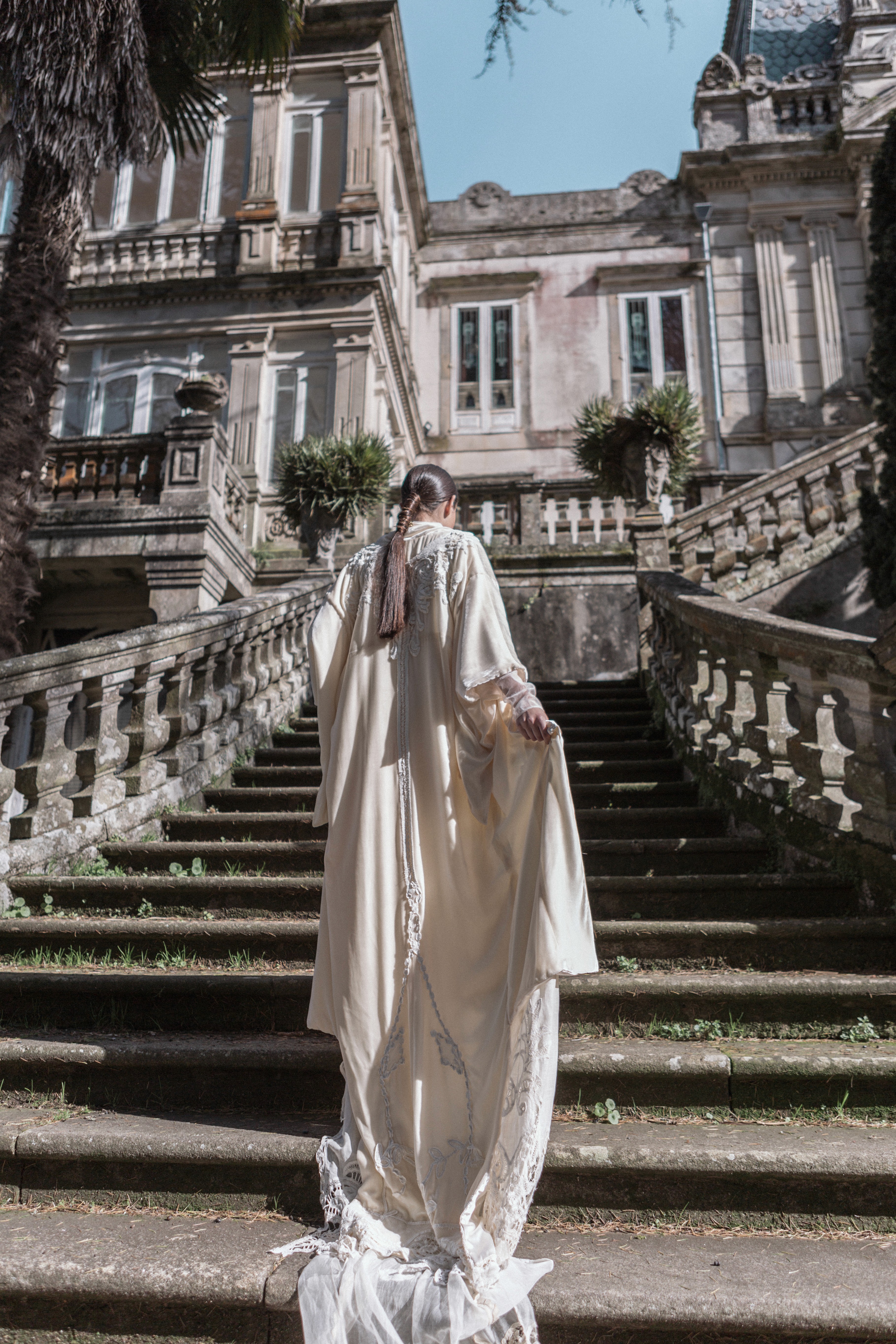 Sara Lage | Atelier Novias fotografía Lorena Grandío