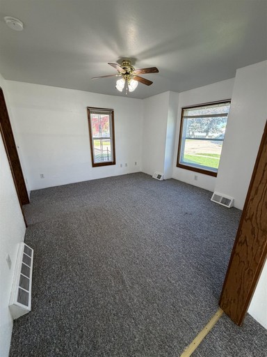 Photo 4 of 450 Harrison Street, Lancaster