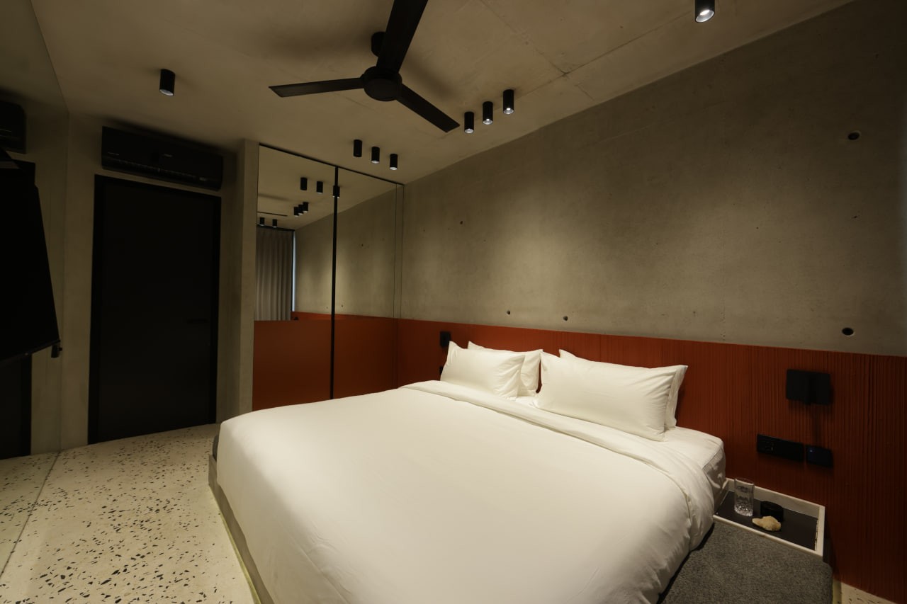 Luxury 6-bedroom villa in Kabakaba, Seseh