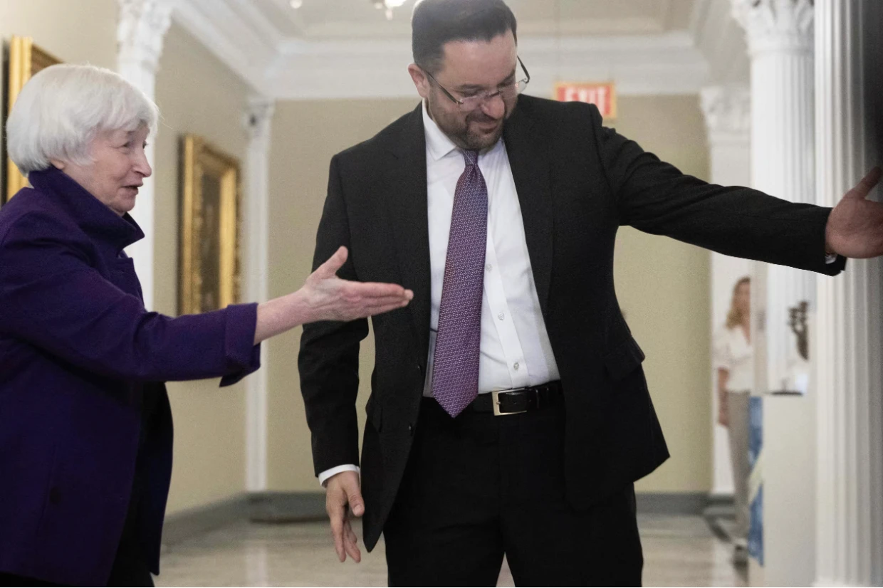 Finance Minister Mohamad Al-Ississ meeting with U.S. Treasury Secretary Janet Yellen in 2023