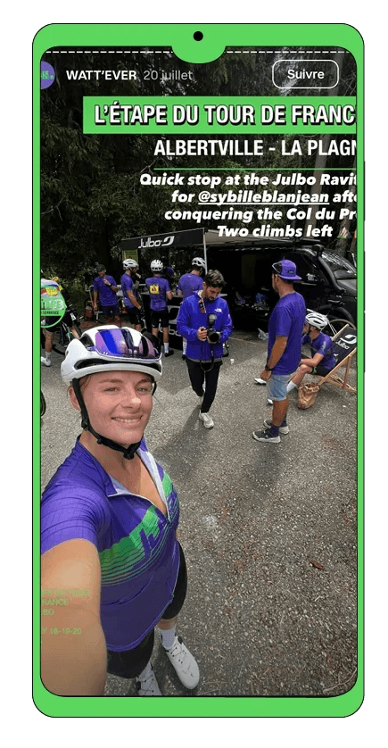 Story Instagram Julbo sur l’Étape du Tour, montrant une cycliste en selfie devant le van Julbo.