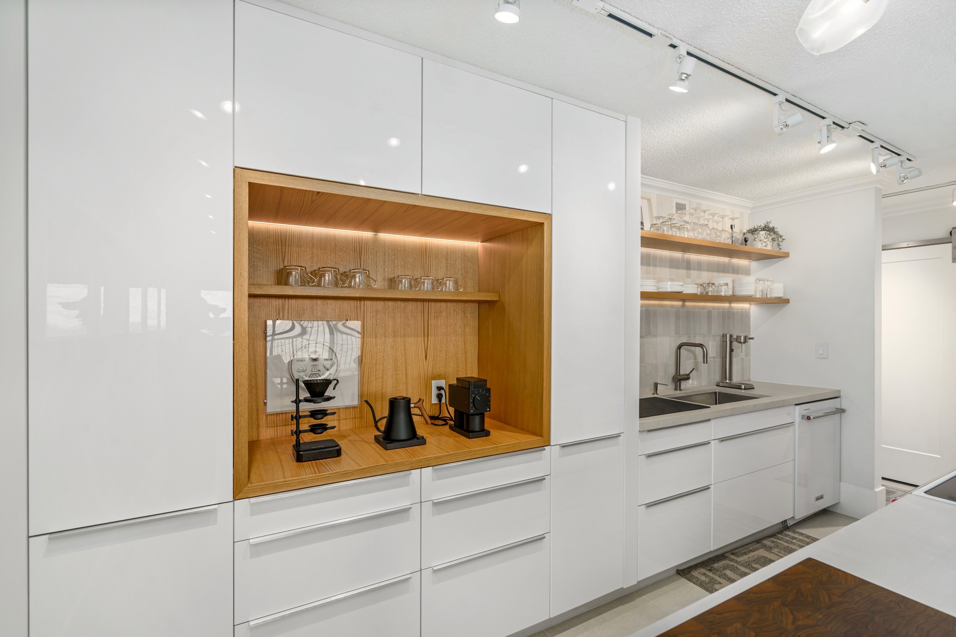 Image with the app presentation