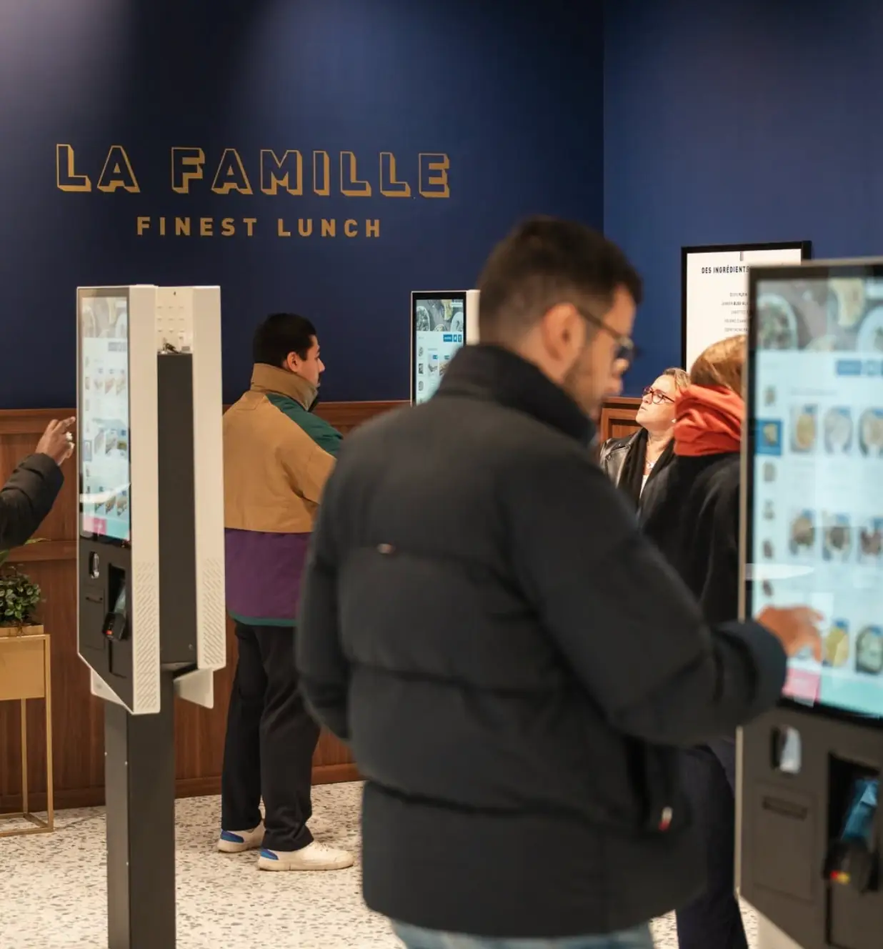 Restaurant La Famille équipé des solutions Belorder