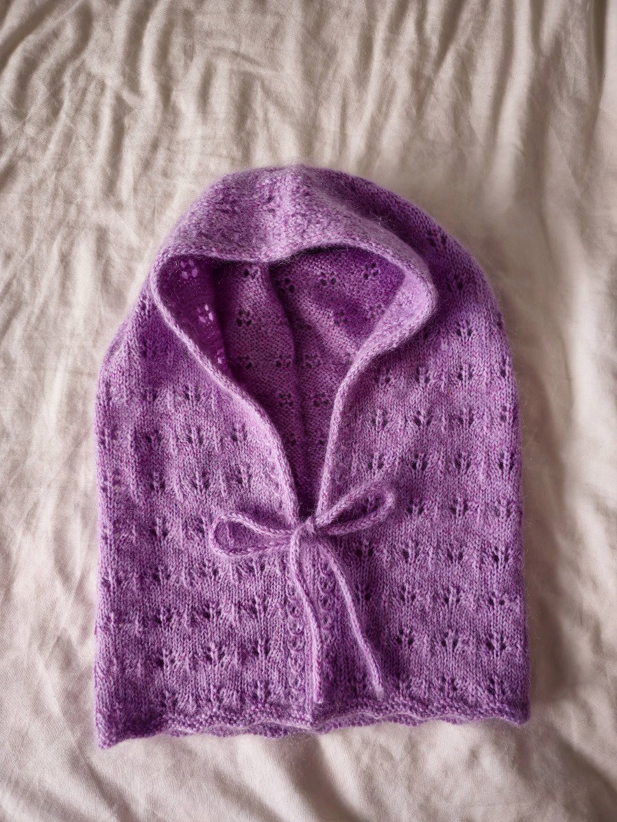 Ilona Hood knitting pattern by Vert and Rose