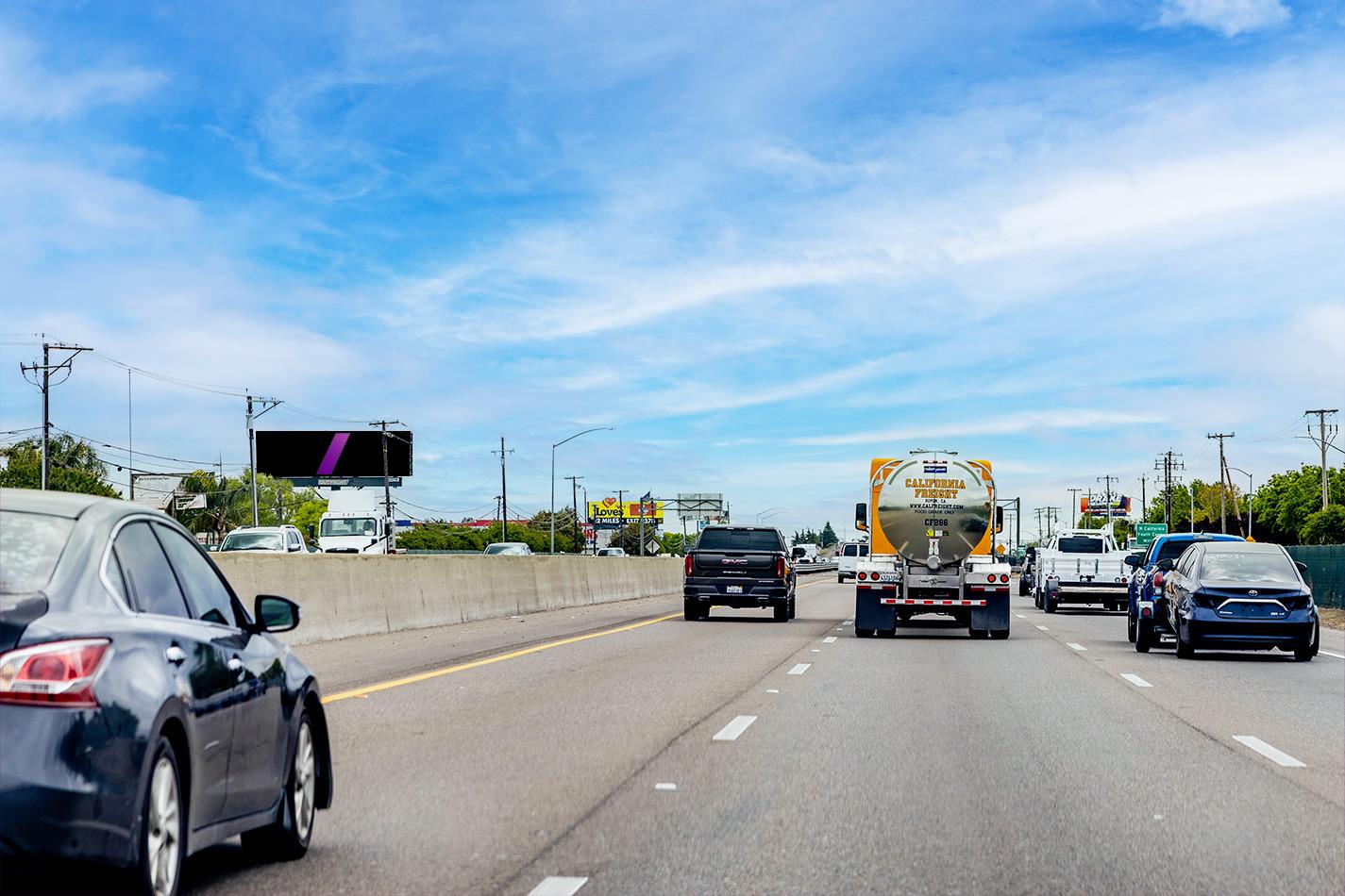SM066031B — digital billboard in Stockton