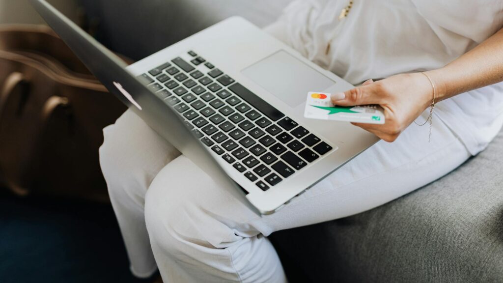 Opinie użytkowników na temat nowego cennika Shopify