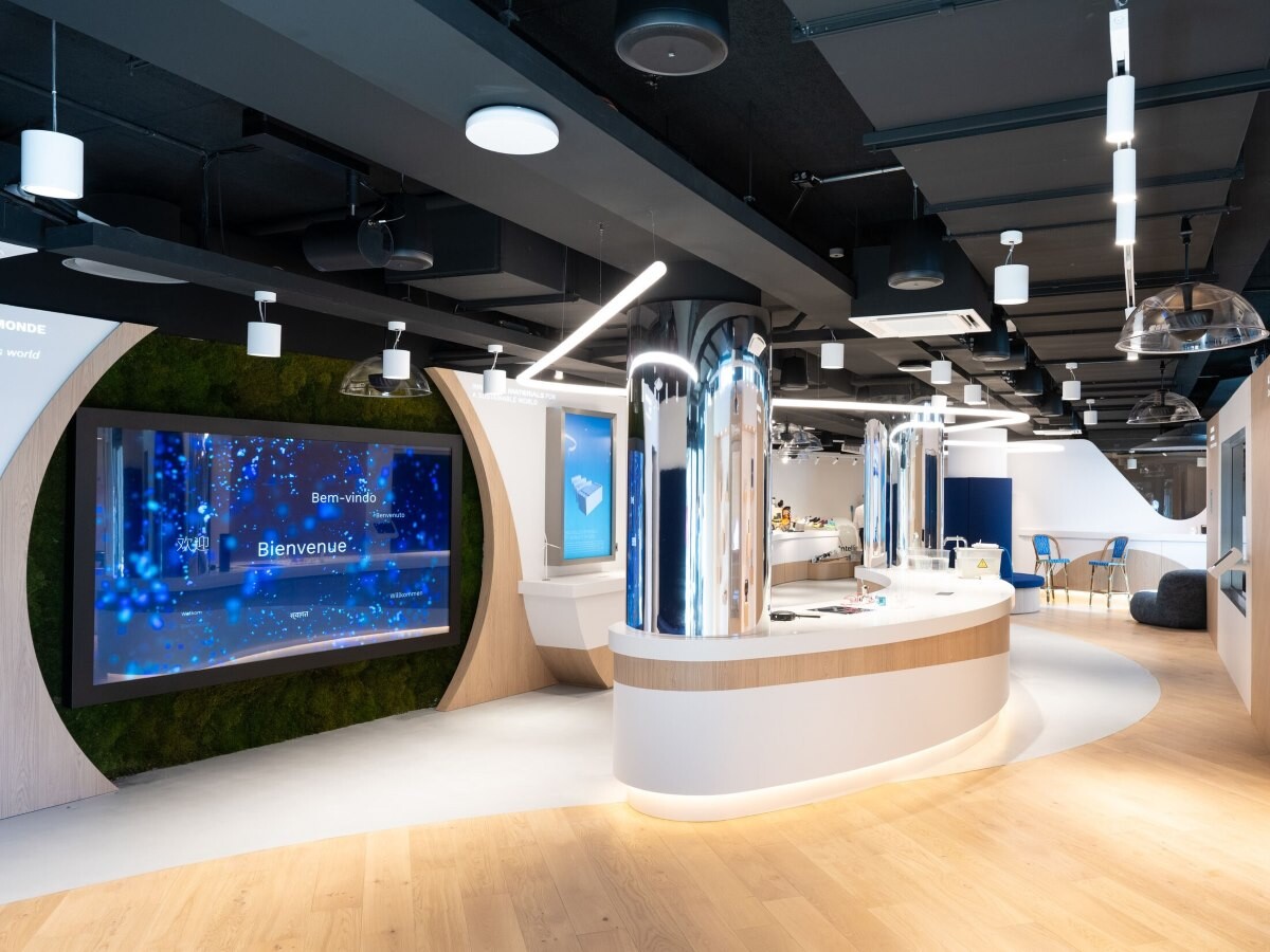 Photo of "Le Lab" Arkema's new showroom designed for its HQ in La Défense.