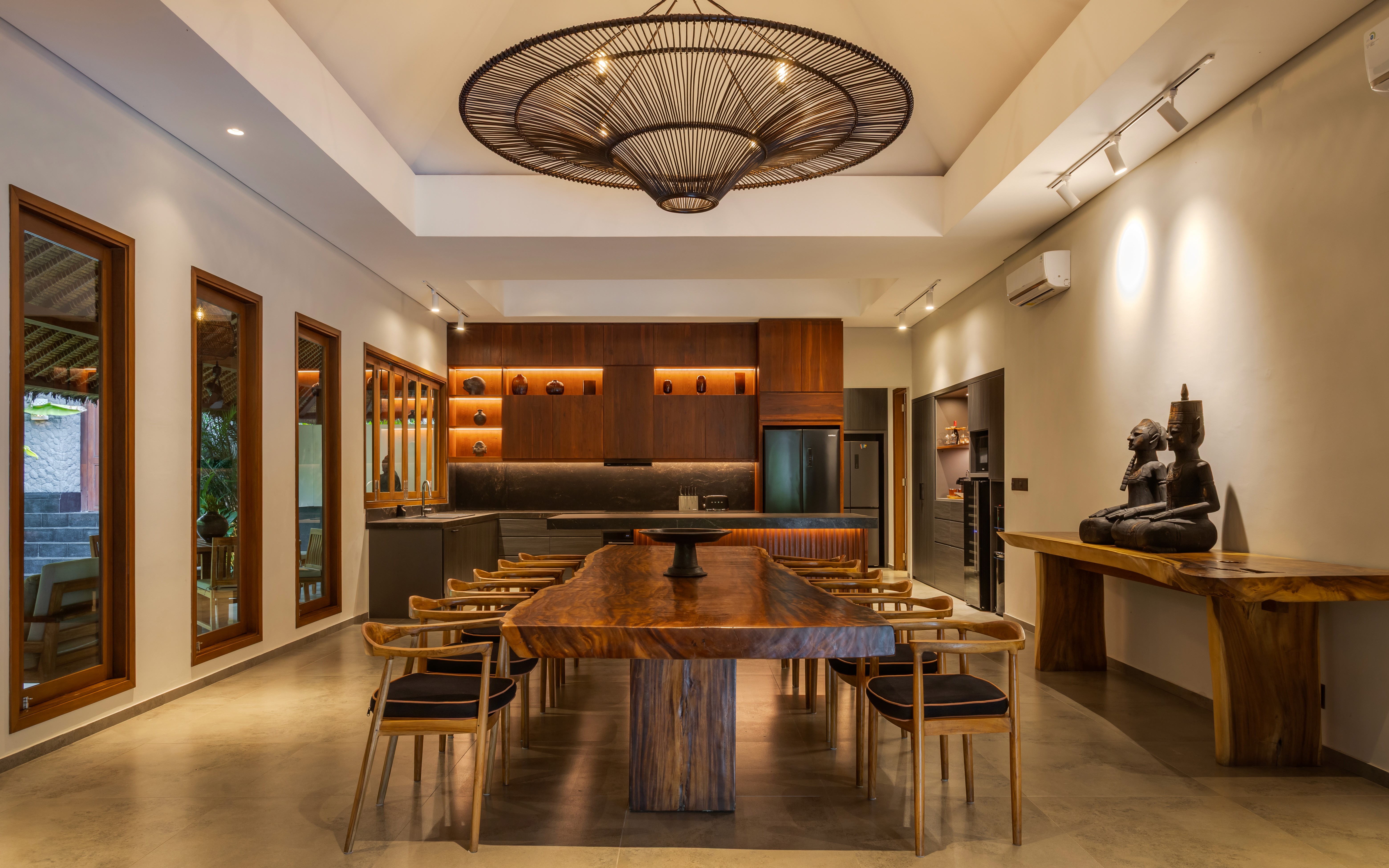 Villa Solas Dining 1