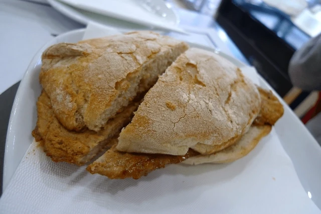 Lisbon nightlife: best bars, clubs & areas