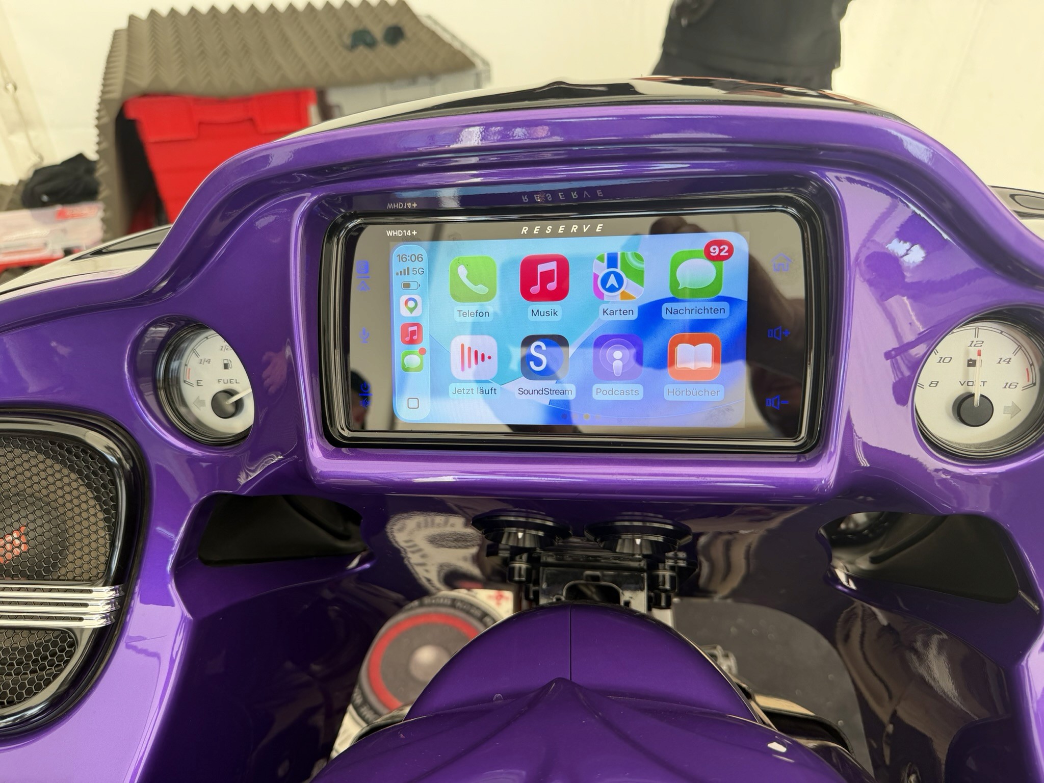 Wireless CarPlay Radio im Harley-Cockpit – Harley Days Hamburg 2026