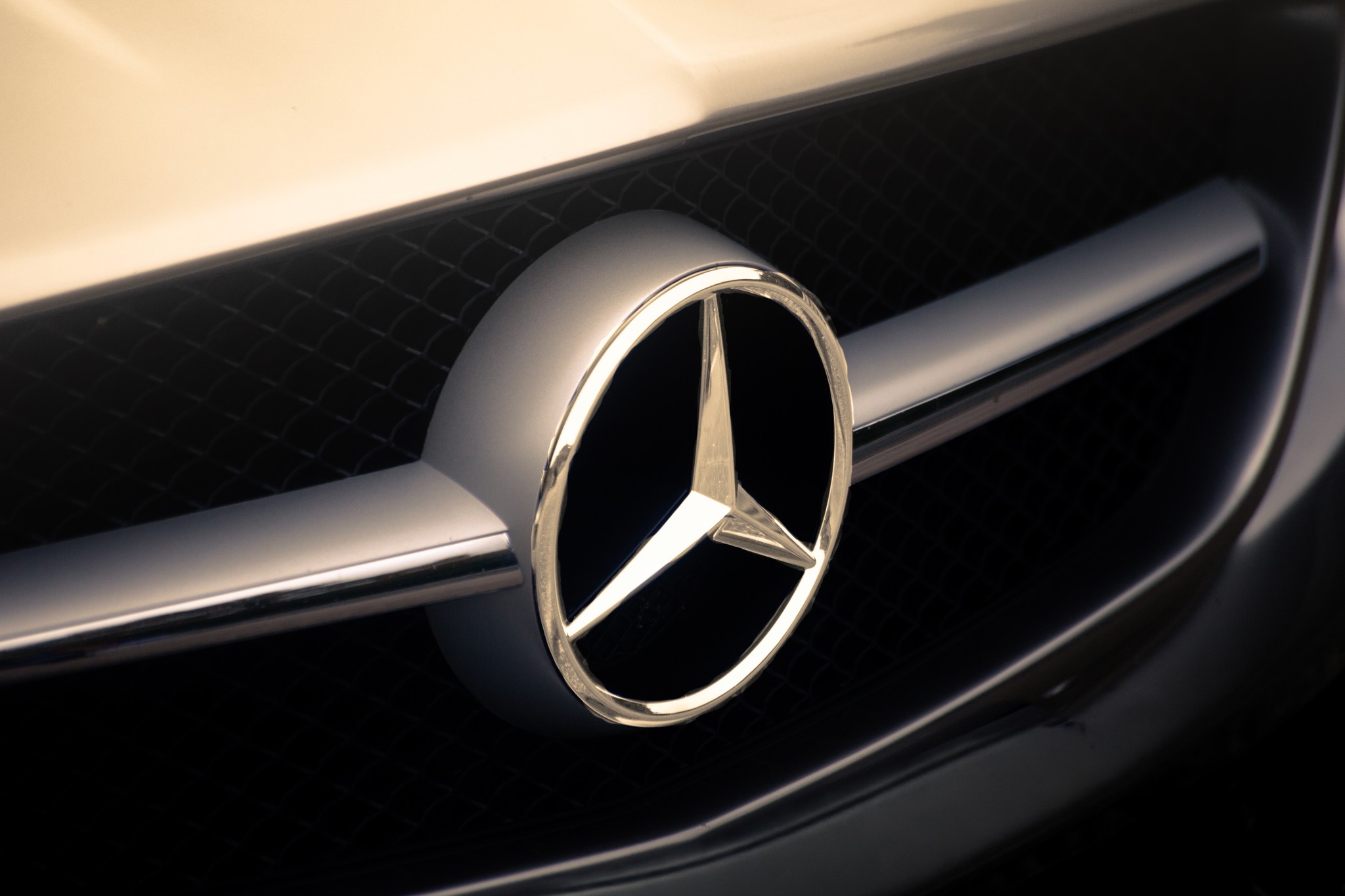 mercedes logo
