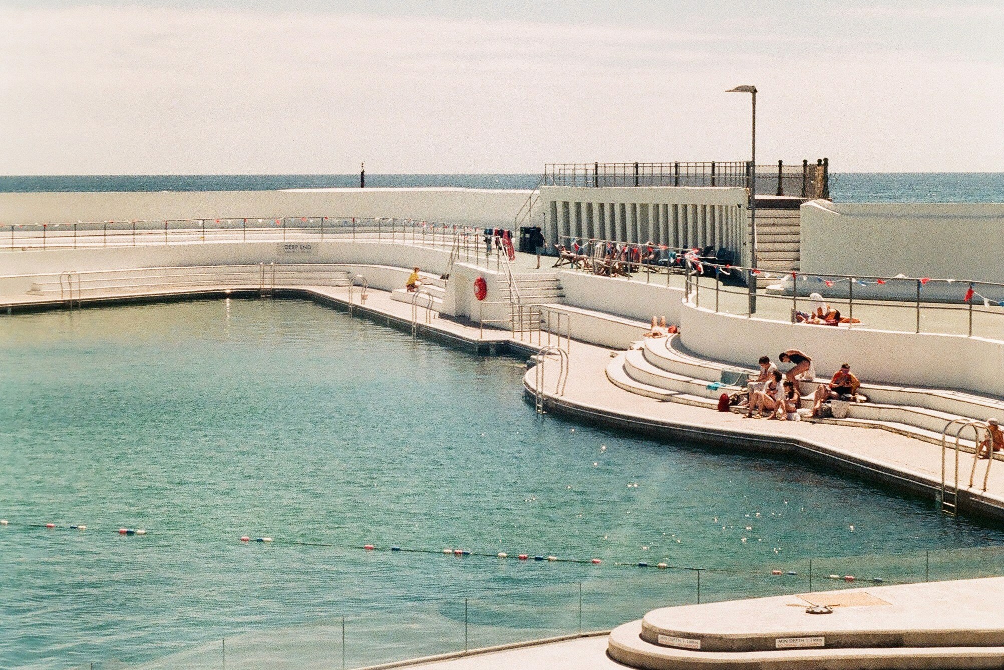 Art-deco saltwater pool with sea view in Penzance, UK