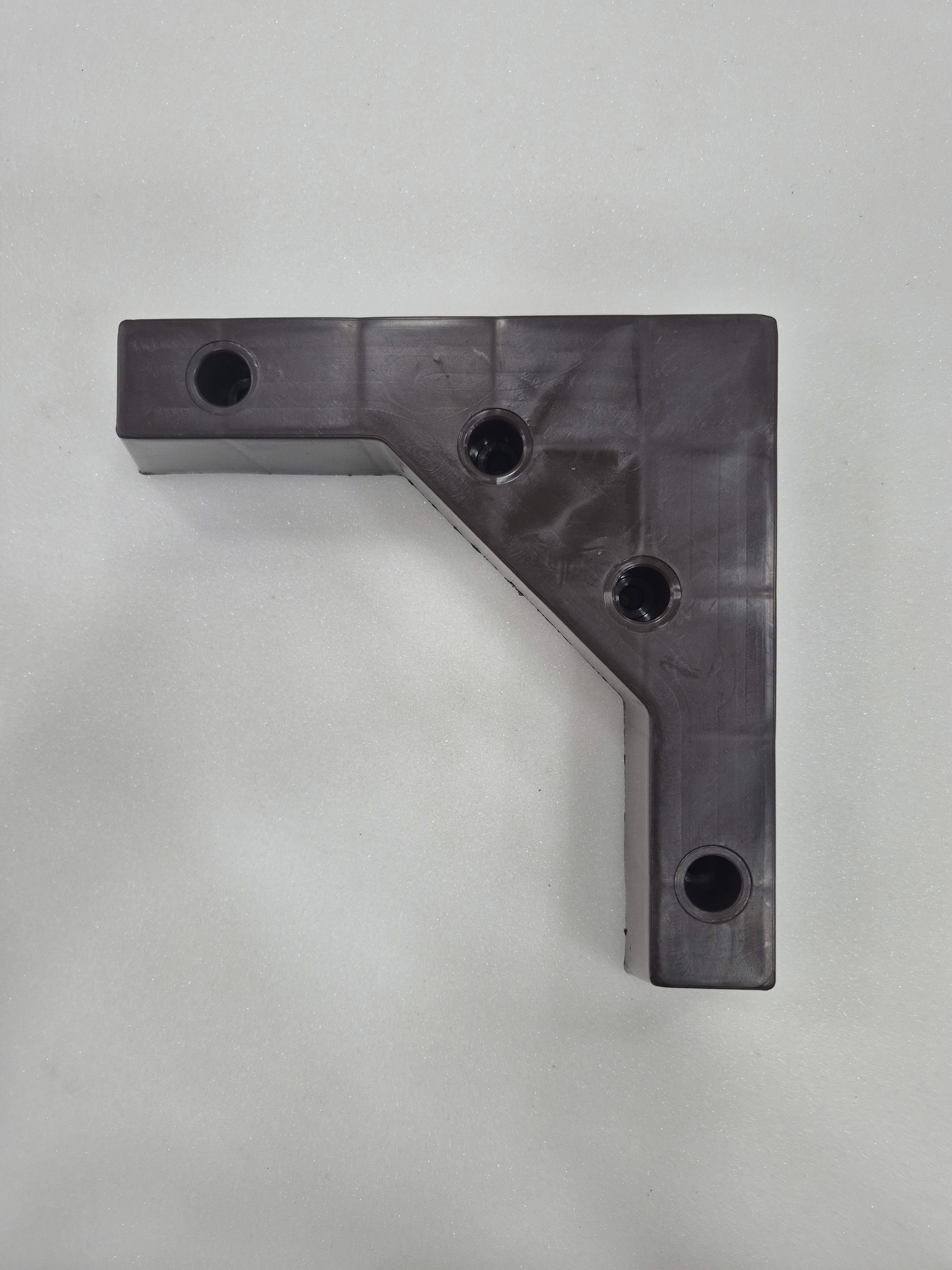 Kit 4 Pés Cantoneiras de Plástico 5 cm