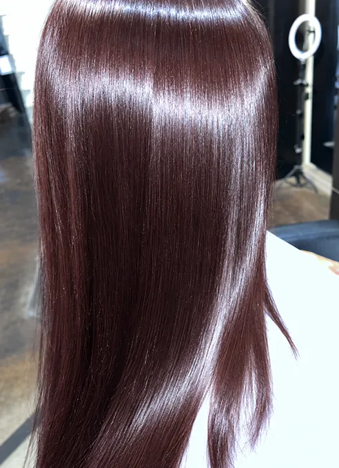 Professional hair treatment for healthier, smoother and shinier hair