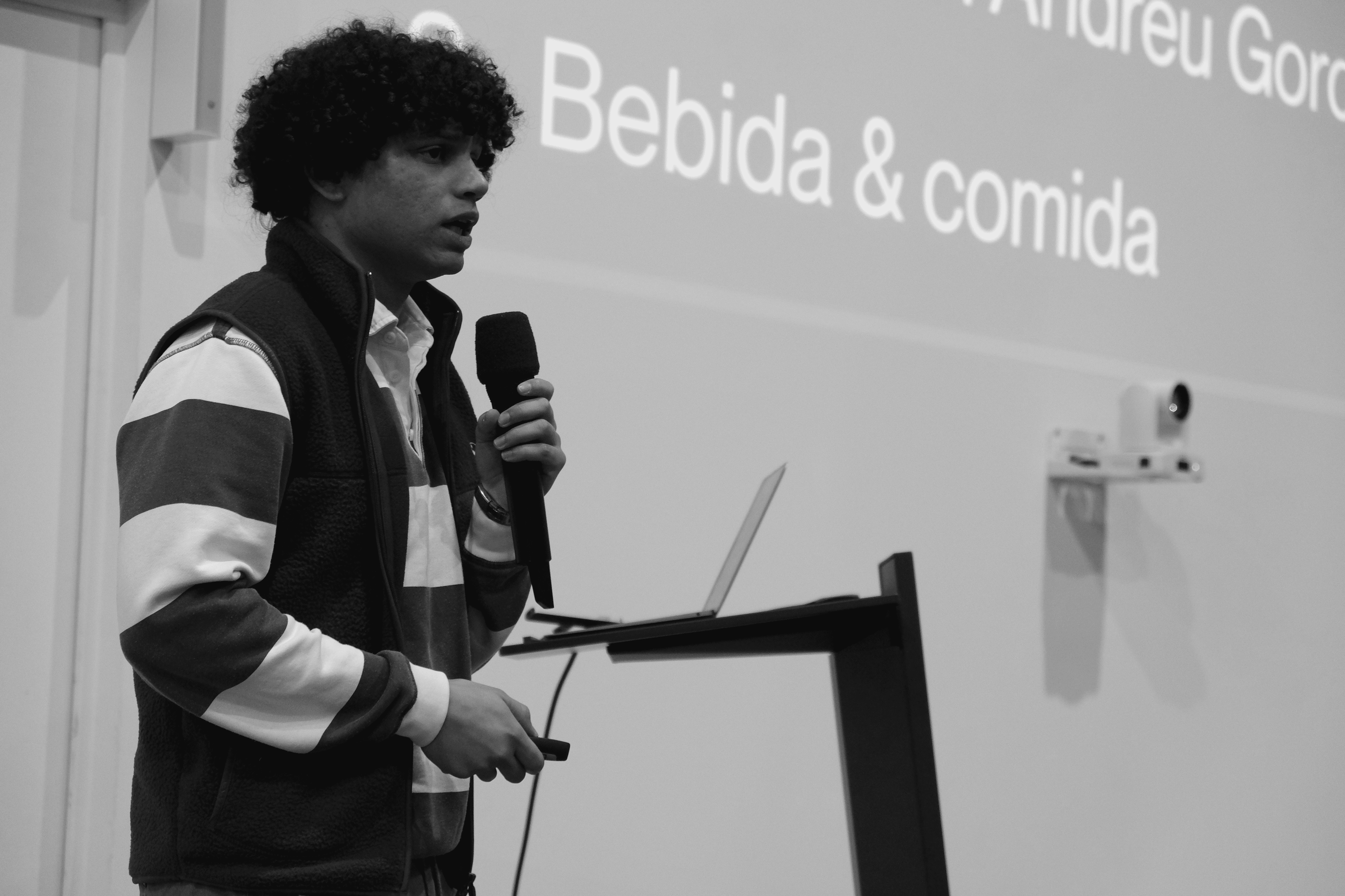 Soft gradient of pink, purple, and turquoise colors