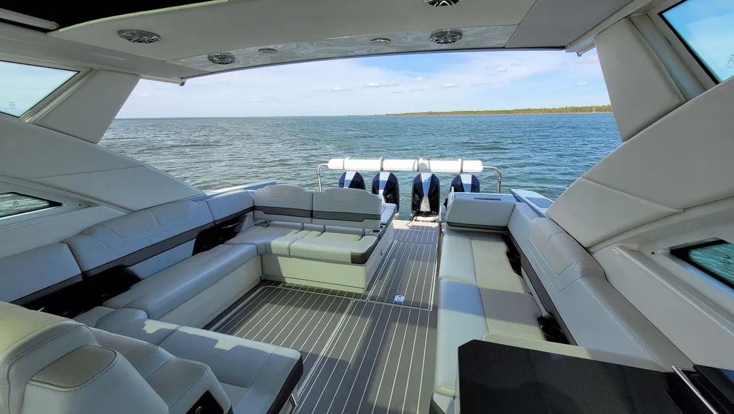 Boat thumbnail 12