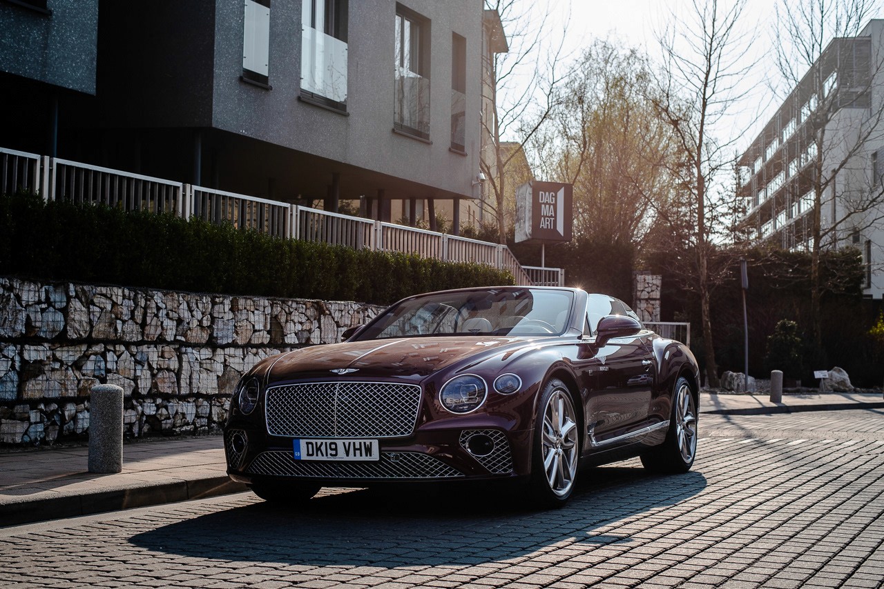 samochód Bentley